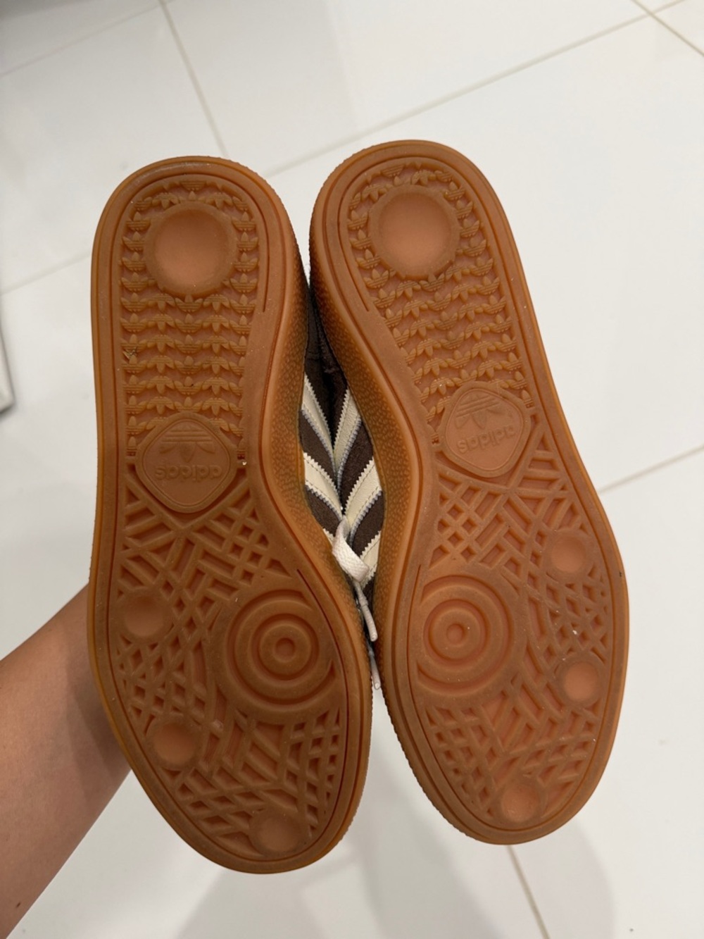 adidas Brown Suede Sneakers with White Stripes size 6.5 never worn - Picture 3 of 4